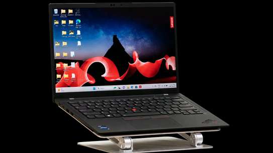 Lenovo x1 Carbon Gen11 image 3