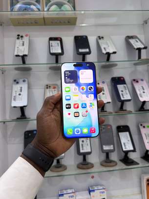 iPhone 16 Pro Max 256 Go eSIM 🇺🇸 – Gris Titane – image 2