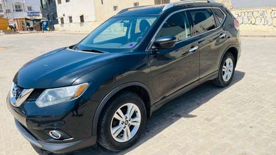 Nissan Rogue SUV noir polyvalent et spacieux image 2