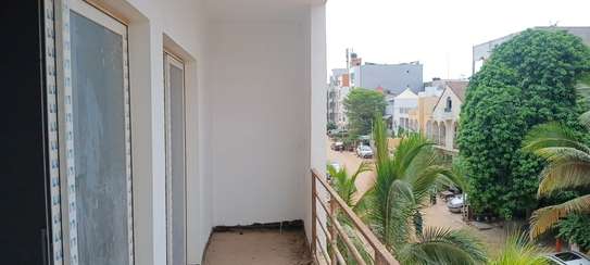Appartement à Vendre Situé en face cité damel image 14