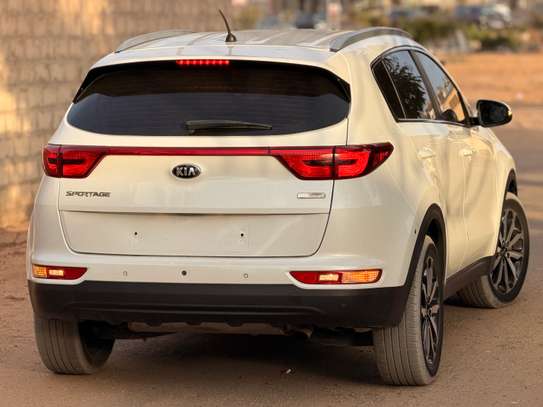 KIA SPORTAGE DIESEL 2017 image 3