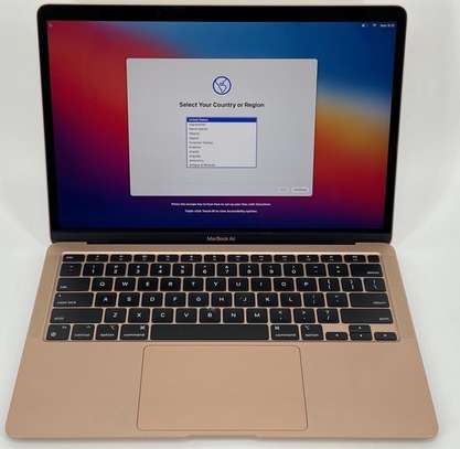 MacBook Air M1 Gold image 2