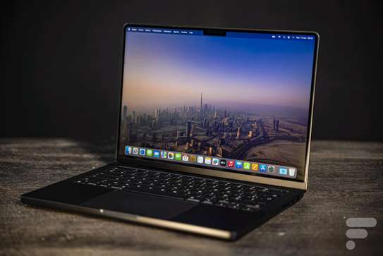 MacBook pro M4 image 2