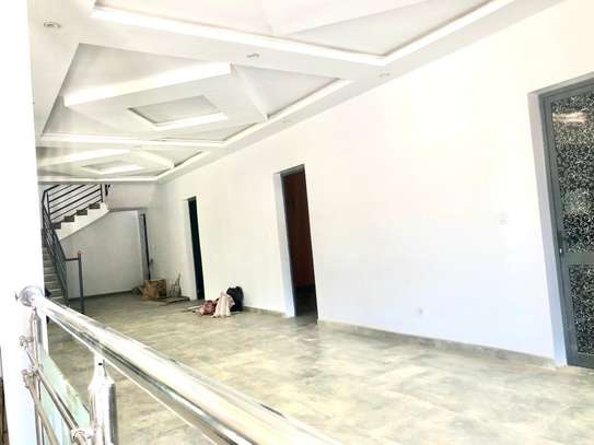 maison de 720m² en face la Mer image 4