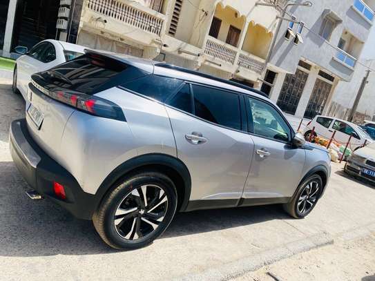 Peugeot 2008 automatique gasoil 2020 image 7