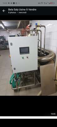 A VENDRE USINE DE REMPLISSAGE BOISSON GAZEUSE image 2