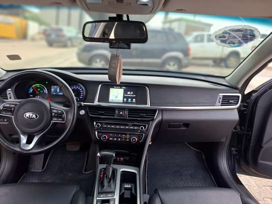Kia K5 2016 image 8