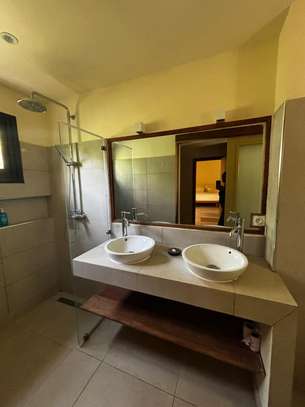 Villa duplex a loue almadie image 13