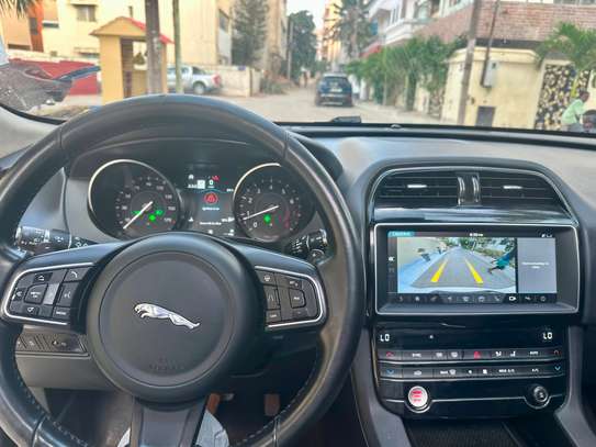 F-PACE 2020 image 9