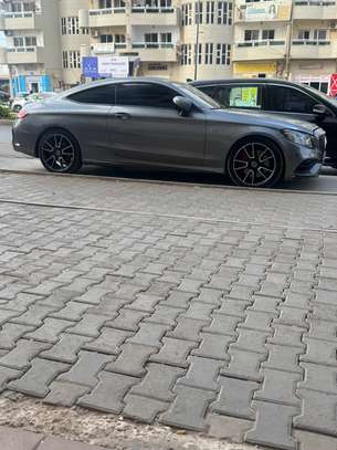 Mercedes C- Class image 2