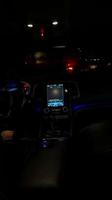 Location Renault SM6 image 4