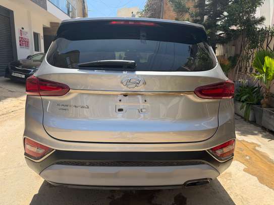 Hyundai Santafe Luxury 2020 image 9