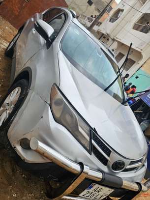 TOYOTA RAV4 image 7