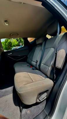 HYUNDAI SANTA FE 2017 image 11