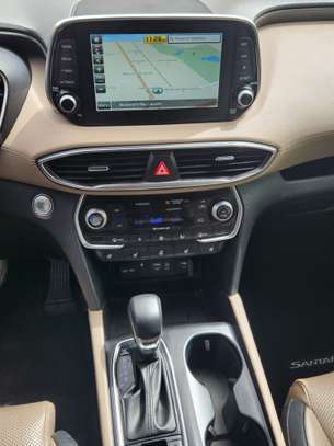 Hyundai santafe 2.0L image 4