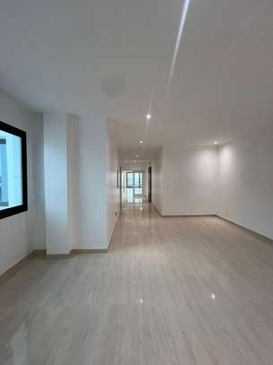 Magnifique Appartement F4 à louer à Fann Hock image 13