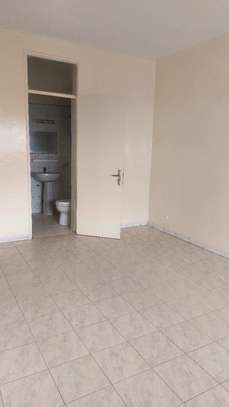 Appartement  à louer aux maristes image 8