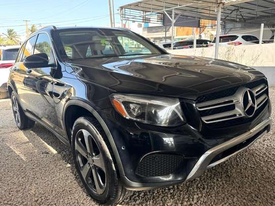 Mercedes Benz GLC 300 coupe image 5