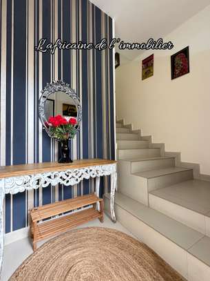 F4 Duplex à louer – Résidence Toucan, Almadies image 3