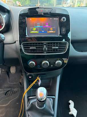Renault Clio année 2017 manuel diesel ⛽️ image 4