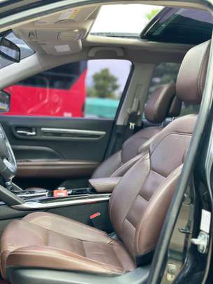 Renault Samsung QM6 2018 image 2