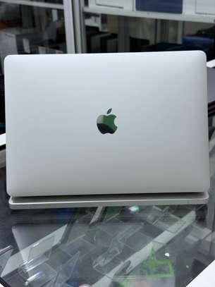MacBook Air 2020 M1 image 2