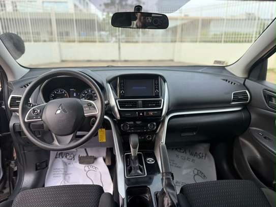 Mitsubishi éclipse image 8