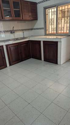 Appartement à louer à la Cité Keur Guorgui image 4