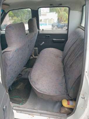 Pick up Toyota Hilux à vendre image 5