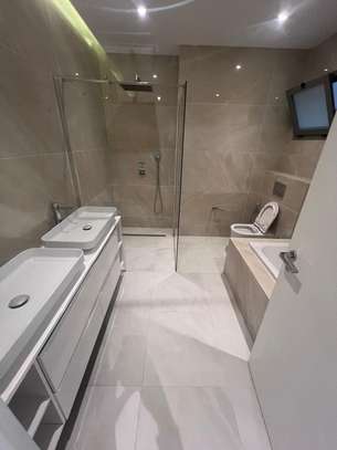 Bel appartement F5 au Point E image 8