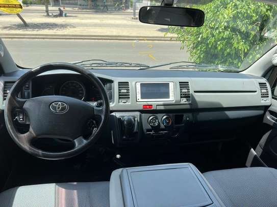 Toyota Hiace 2016 image 5