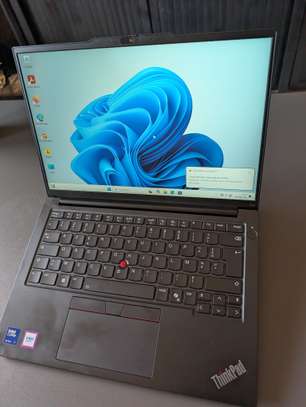 Lenovo Ultra 7 (15th gen) /512gb / 16gb ram image 9