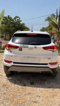 Hyundai Tucson 2017 image 4