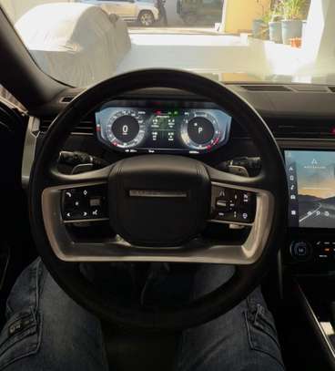 Range Rover P400 2023 (Prix légèrement négociable) image 7