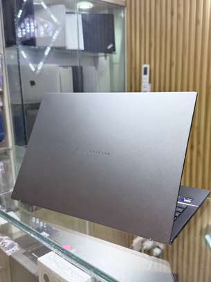 Asus Zenbook Ultra 9 1To RAM32 GPU 16Go intel arc 140T image 2