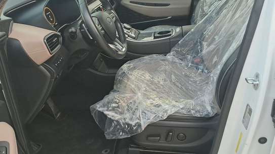 Hyundai Santa Fe 2022 image 13