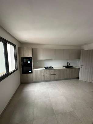 Magnifique appartement de type F4 à louer image 8