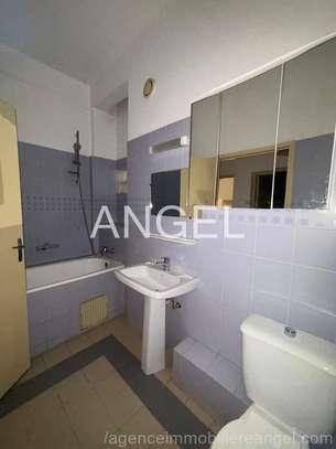 Ref_2983_PL Appartement F3 à louer  au Point E image 9