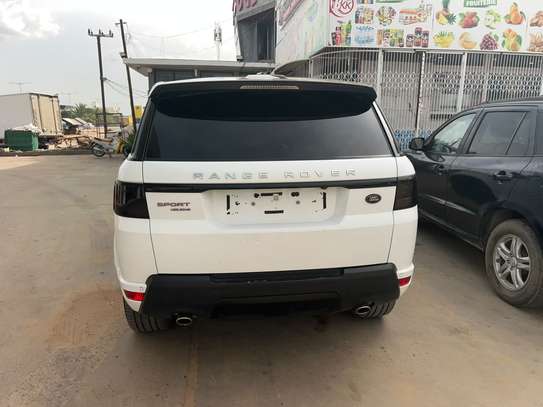 Range Rover Sport 2016 image 13