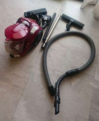 Aspirateur sans sac XXL et compact avec accessoires image 2