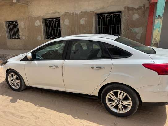 Ford focus SE automatique essence image 4