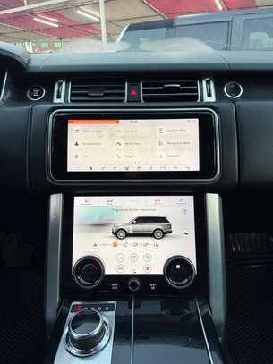 Range Rover Vogue image 15