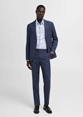 Costume ajusté style classique moderne image 3