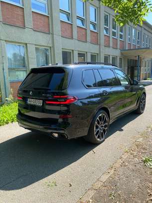 BMW X7 40d 2025 image 11