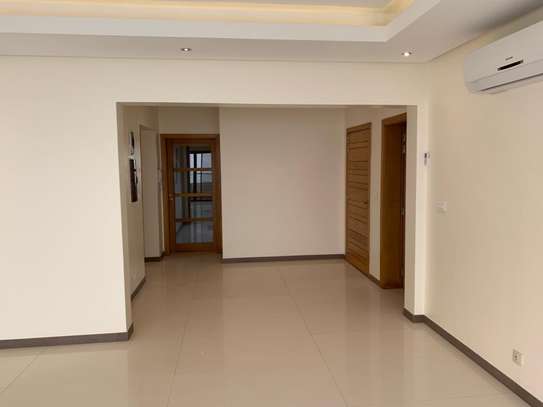 À LOUER - Appartement F4 moderne – Mermoz image 3