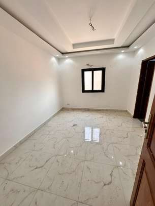 Appartement 2 chambres et sdb avec entrée Sallon image 5