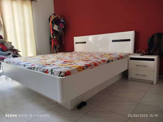 Chambre à coucher à vendre image 2