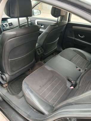 RENAULT LAGUNA DIESEL MANUEL CLIMATISÉ image 4