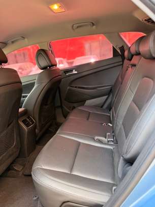 HYUNDAI TUCSON EVGT 4WD 2018 image 12