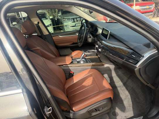 BMW X5 BLACK 2017 image 10